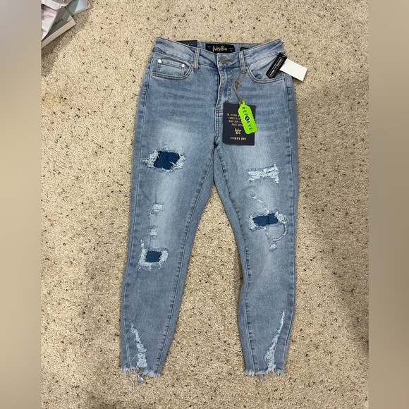 Indigo‎ Rein distressed jeans NEW NWT 5 26 curvy - Picture 1 of 7